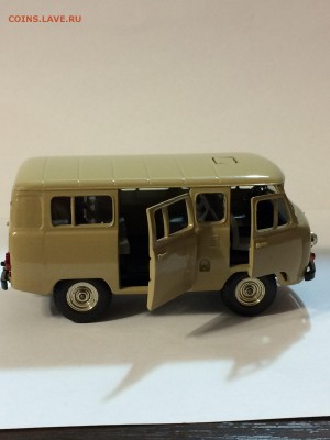 Автомодель 1:43 УАЗ-452В "Буханка" - 2016-03-03 20-45-46.JPG
