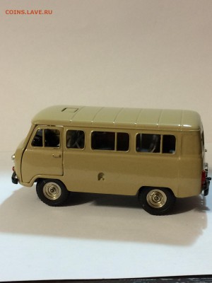 Автомодель 1:43 УАЗ-452В "Буханка" - 2016-03-03 20-46-15.JPG