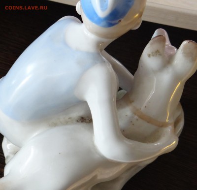 Статуэтка фарфор юный пограничник с овчаркой до 18,03,2016 г - DSC06054.JPG