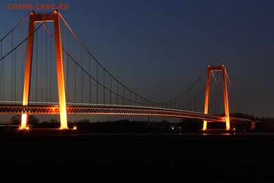 Вид моста ночью - Maarten Takens from Germany - originally posted to Flickr as Rheinbrücke Emmerich_02
