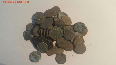 56 нечищенных средневековых монет (медь) до 22.03.2016   22 - 20160320_012418