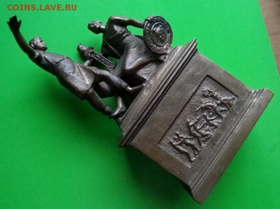 Бронзовая миниатюра Минин и Пожарский. - DSC07102.JPG