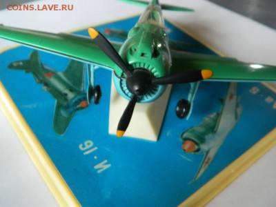 Истребитель Ла-5 масштабная модель СССР металл 1:72 - DSCN7359.JPG