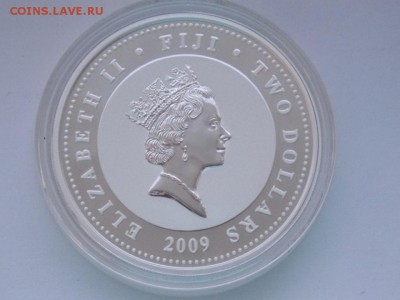 Фиджи 2 доллара 2009 Королевская семья 1oz 999 до 06.04.16 - DSCN1795.JPG