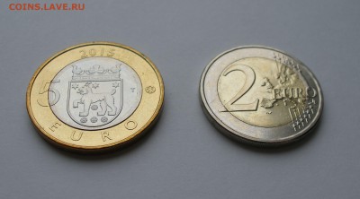 Юбилейные 5 и 2 Евро - P4030007.JPG
