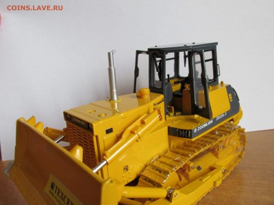 Модель 1:35 бульдозер ZOOMLION до 11.04.2016 - 5.JPG