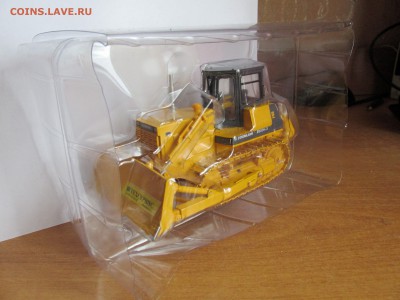 Модель 1:35 бульдозер ZOOMLION до 11.04.2016 - 2.JPG