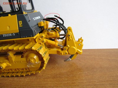 Модель 1:35 бульдозер ZOOMLION до 11.04.2016 - 11.JPG