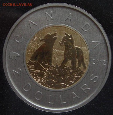 Монеты с изображением волков - Canada  2 dollars 2012 01.JPG