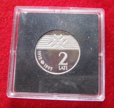 ЛАТВИЯ 2 лата 1993. 75 лет НЕЗАВИСИМОСТИ. ПРУФ. - 041.JPG