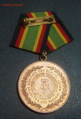 Бронзовая медаль выслуга ННА,ГДР - DSC04317.JPG