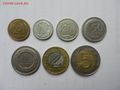 Набор Польши 2-10-20-50грошей, 1-2-5 злотых 27.04 22.20 - DSCN7327.JPG