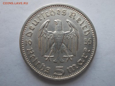 Десять монет по 5 марок (Германия 1935 г., двор А) - DSCN0006.JPG