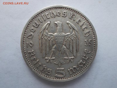 Десять монет по 5 марок (Германия 1935 г., двор А) - DSCN0018.JPG