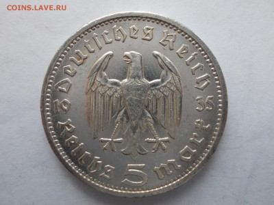 Десять монет по 5 марок (Германия 1935 г., двор А) - DSCN0020.JPG