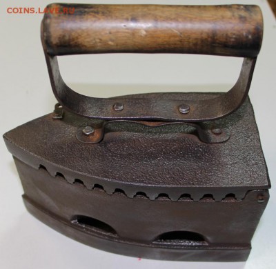 Утюг угольный Касли. ********* 3,05,16 в 22,00 - 28,03,2б 014