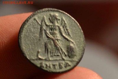 Рим.Памятная монета Константинополя.IV век. - CSC_0798.JPG