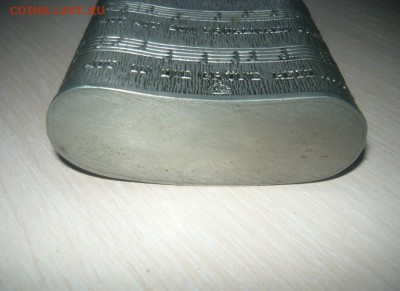 Фляжка олово 95%. фирмы "SKS ZINN". Германия охотник С рубля - 476.JPG