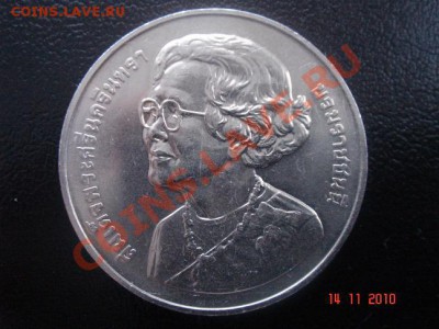 Юбилейная монета Таиланда 20 бат 2000 г. до 23.00 20.11.10 - DSC07360.JPG