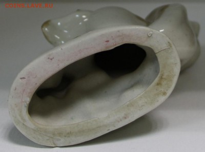 Статуэтка белка. *************** 9,06,16 в 22,00 - 30,06 017