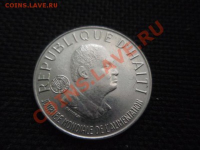 ФАО  Гаити 0,05 гурда 1981 Мать и дитя  до 18.11 в 21.00 М - PB155811.JPG