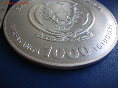 1000 франков Руанды 2009 год "Бык " Лунный календарь - DSCN1407.JPG