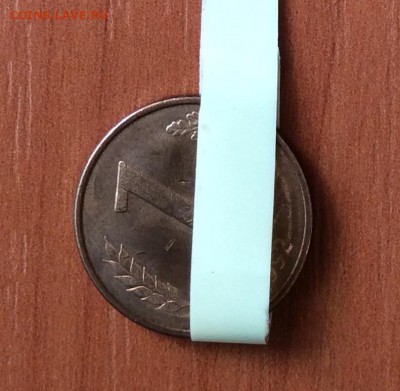 1 и 10 рублей 1992 поворот 45 градусов, 10 руб. 1992 выкус - image