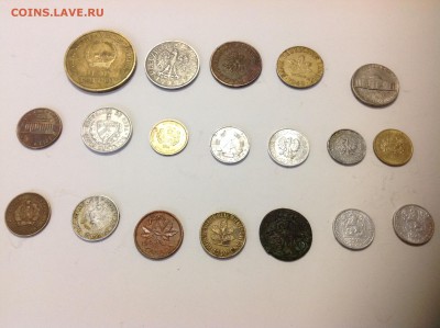 Продам 19 монет, разные страны,одна  старая 1767года. - image