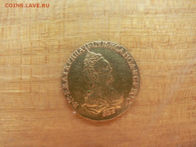 2 рубля 1786 г и жетон (или медаль) Павла 1 - P1400511.JPG