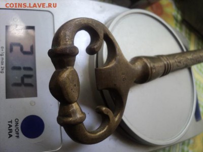 Бронзовый ключ нач. 20-го века   ок. 15.08.16   23-00 мск - DSC01821%5B1%5D.JPG