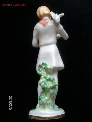 Статуэтка.Пионерка с голубями.ЛФЗ.1960г.16.08.20016г.21ч.00м - дев.2.JPG