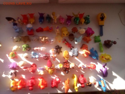 137 штук киндер сюрприз - image