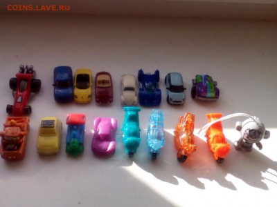 137 штук киндер сюрприз - image