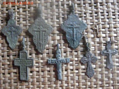 Крестики, 8 шт. Есть 2 серебра. До 8.09.2016г. - 8.09 011.JPG