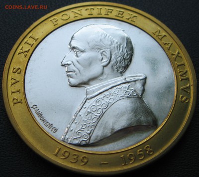 Pivs XII Pontifex Maximvs - аверс
