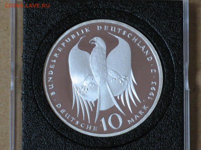 Германия 10 марок 1993 пруф в квадрокапсуле короткий - IMG_0237.JPG