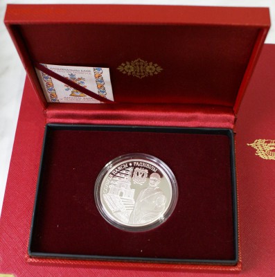 Беларусь 20 рублей 2013г Слуцкие пояса. Радзивилы - DSC06017.JPG
