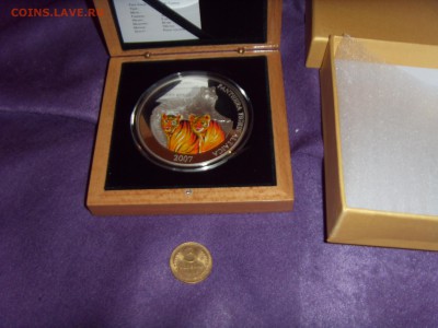 Монголия 5000 тугриков 2007, вес 155,5 гр. Оценка - SDC10066.JPG