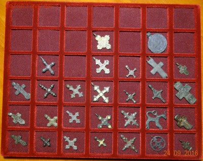 Планшет для пуговиц 42 шт. темно-синий, до 22:00 1.11.16 - 5UEBWeutKj0