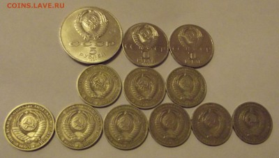 Годовые рубли и пара юбилеек на оценку - DSCF3876.JPG