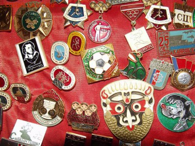 274 значка СССР  на большом вымпеле - DSCF5364-1.JPG