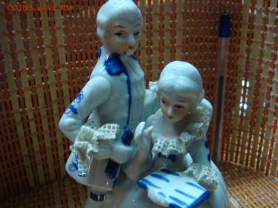 статуэтка ПАРА ЧИТАЕТ - DSC03430.JPG