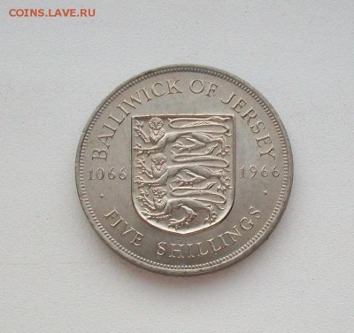 Крона(шайба) !!! Джерси 5 шиллингов 1966 900 лет битвы - 100_6197
