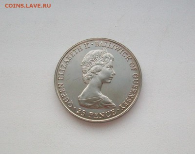 Крона (шайба) !! Гернси 25 пенсов 198080 лет Королевы Матери - 100_6220