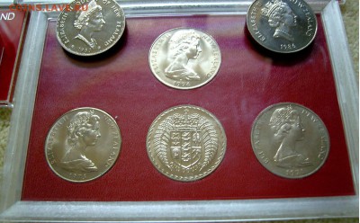 Набор Крон Новой Зеландия 1971 1972 1973 1974 пластик 4 шт. - s-l1600 (1)