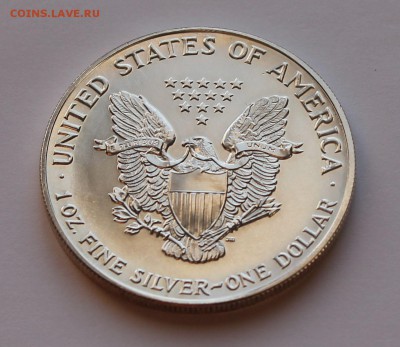 США. 1 доллар ШАГАЮЩАЯ СВОБОДА 1990. СЕРЕБРО, 31,1 - унция. - 8