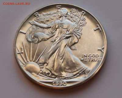 США. 1 доллар ШАГАЮЩАЯ СВОБОДА 1990. СЕРЕБРО, 31,1 - унция. - 4