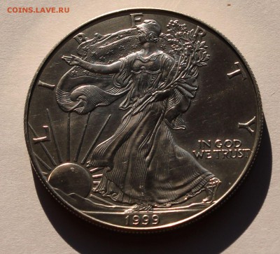 США. 1 доллар ШАГАЮЩАЯ СВОБОДА 1999. СЕРЕБРО, 31,1 - унция. - 2
