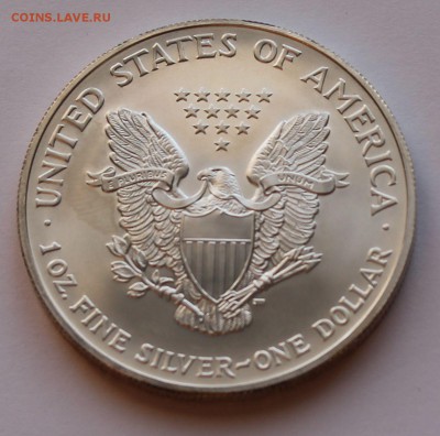 США. 1 доллар ШАГАЮЩАЯ СВОБОДА 2004. СЕРЕБРО, 31,1 - унция. - 8