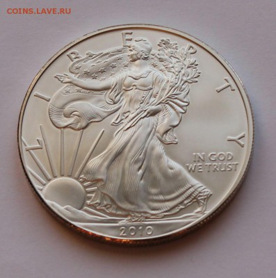 США. 1 доллар ШАГАЮЩАЯ СВОБОДА 2010. СЕРЕБРО, 31,1 - унция. - 4